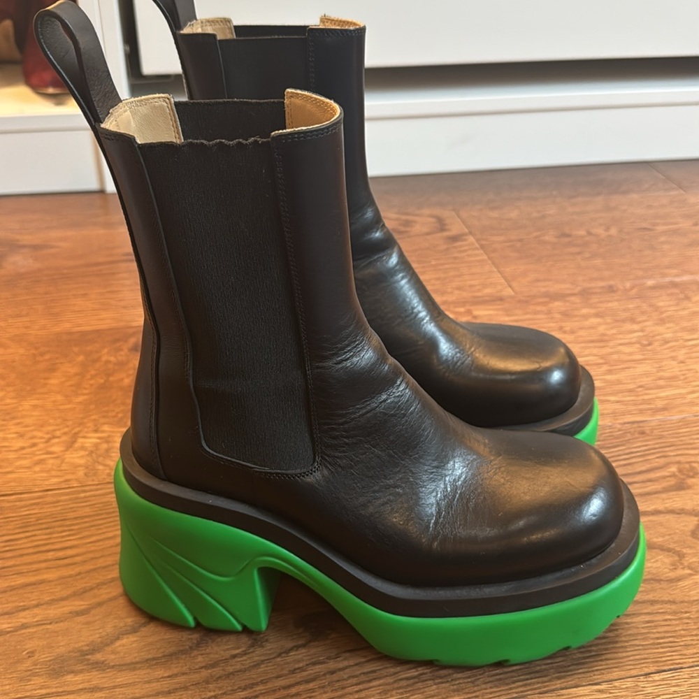 Bottega Veneta Black and Green Falsh Boots with Chunky Sole